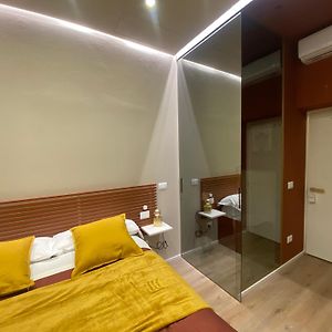 Camera con letto queen size